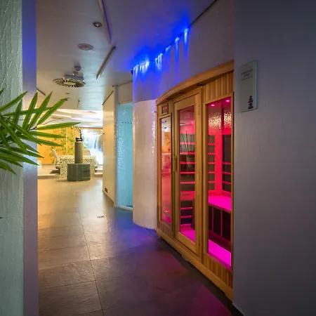 Nobel Design Hotel